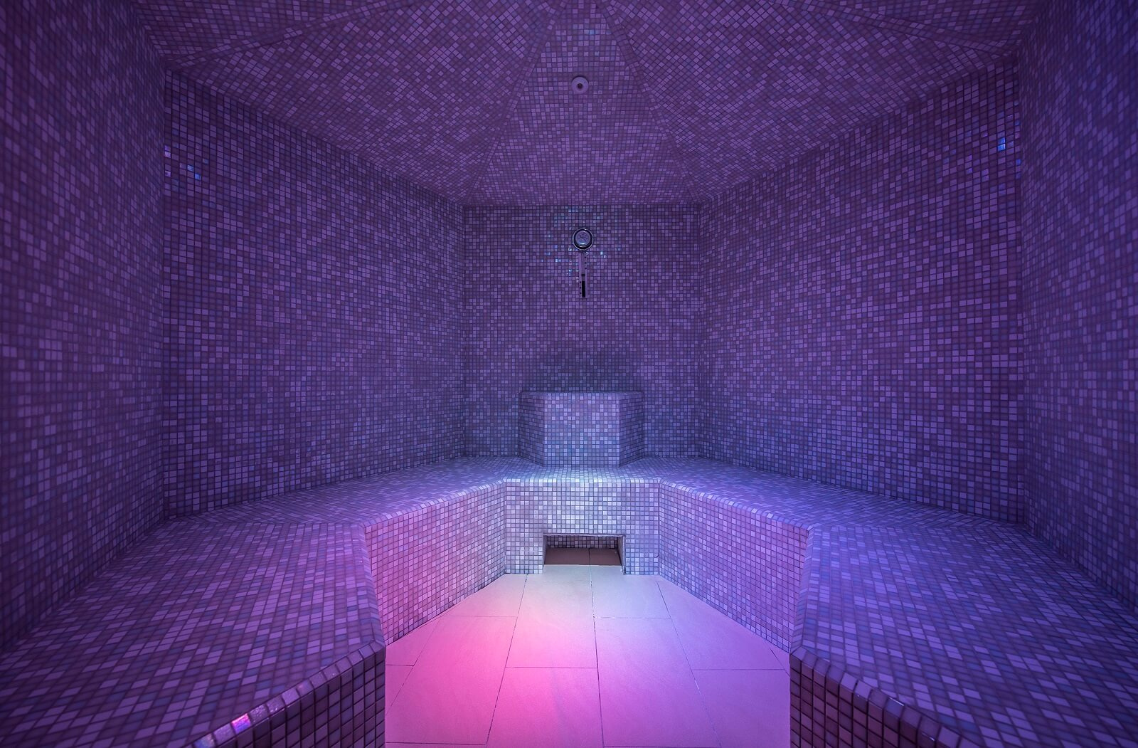 Parná sauna soľnými výparmi